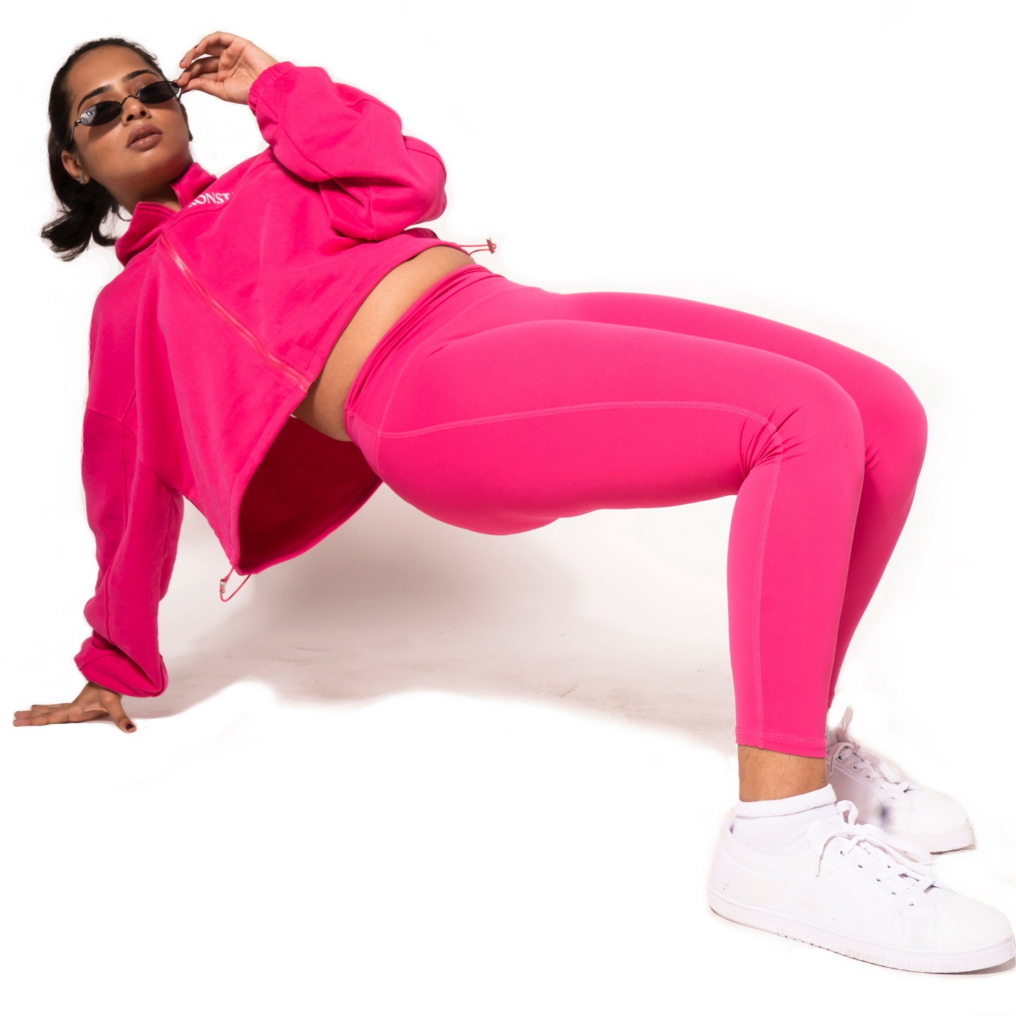 SOFT SKIN SUPER STRETCH PERFORMANCE TIGHTS
IN PINK