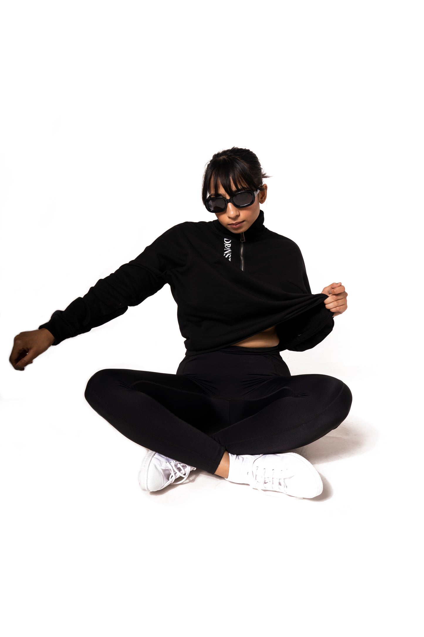 SOFT SKIN SUPER STRETCH PERFORMANCE TIGHTS IN BLACK