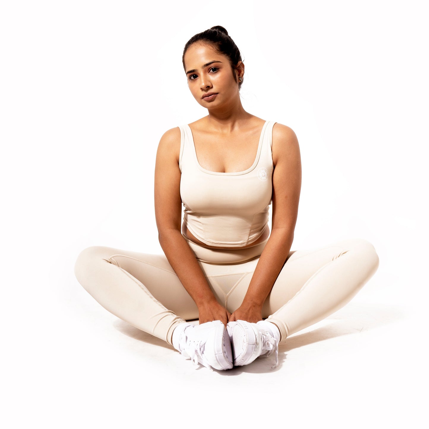LONG LINE ACTIVE WEAR VEST IN BEIGE