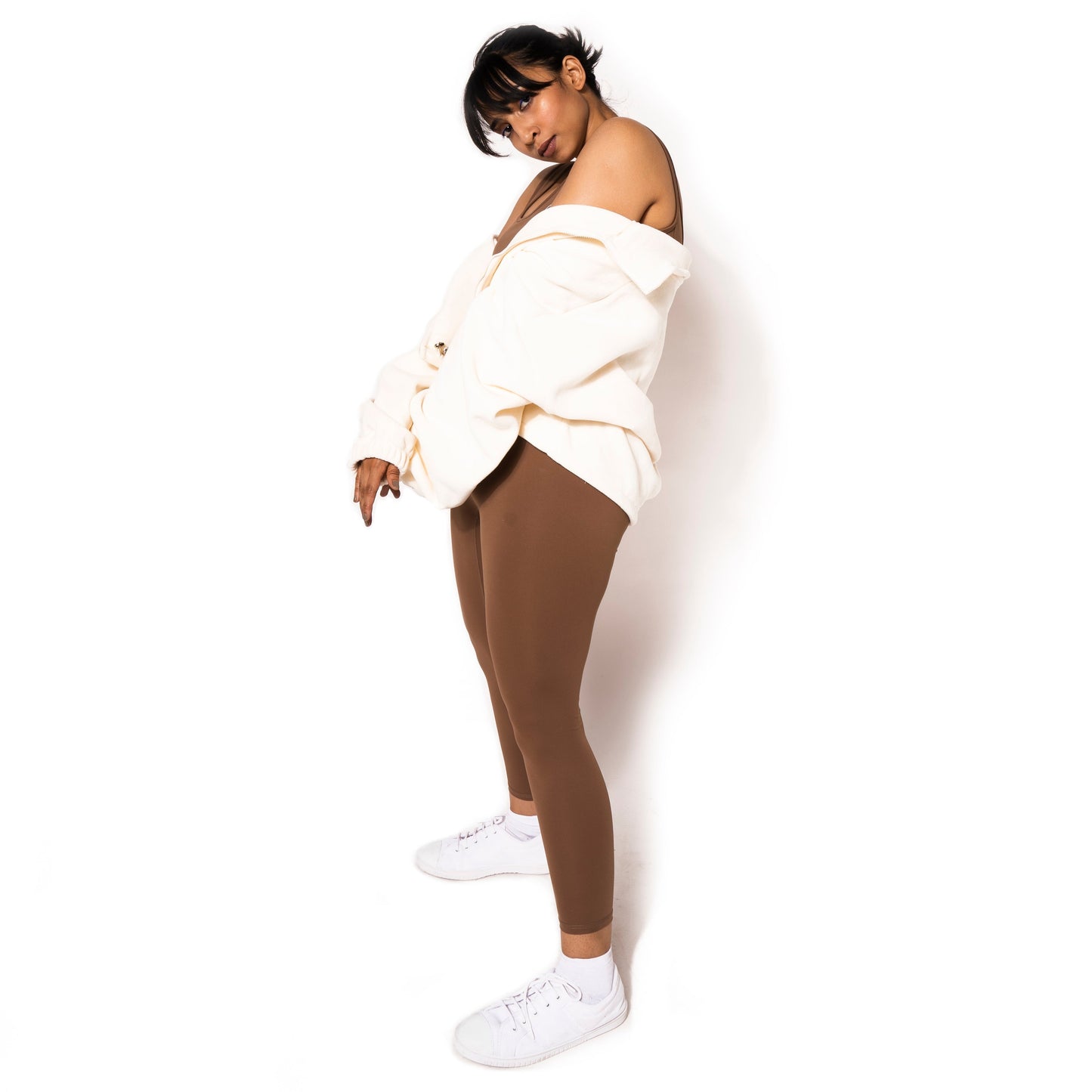 NECKLINE ZIP PULLOVER FLEECE SWEATSHIRT IN OFF WHITE