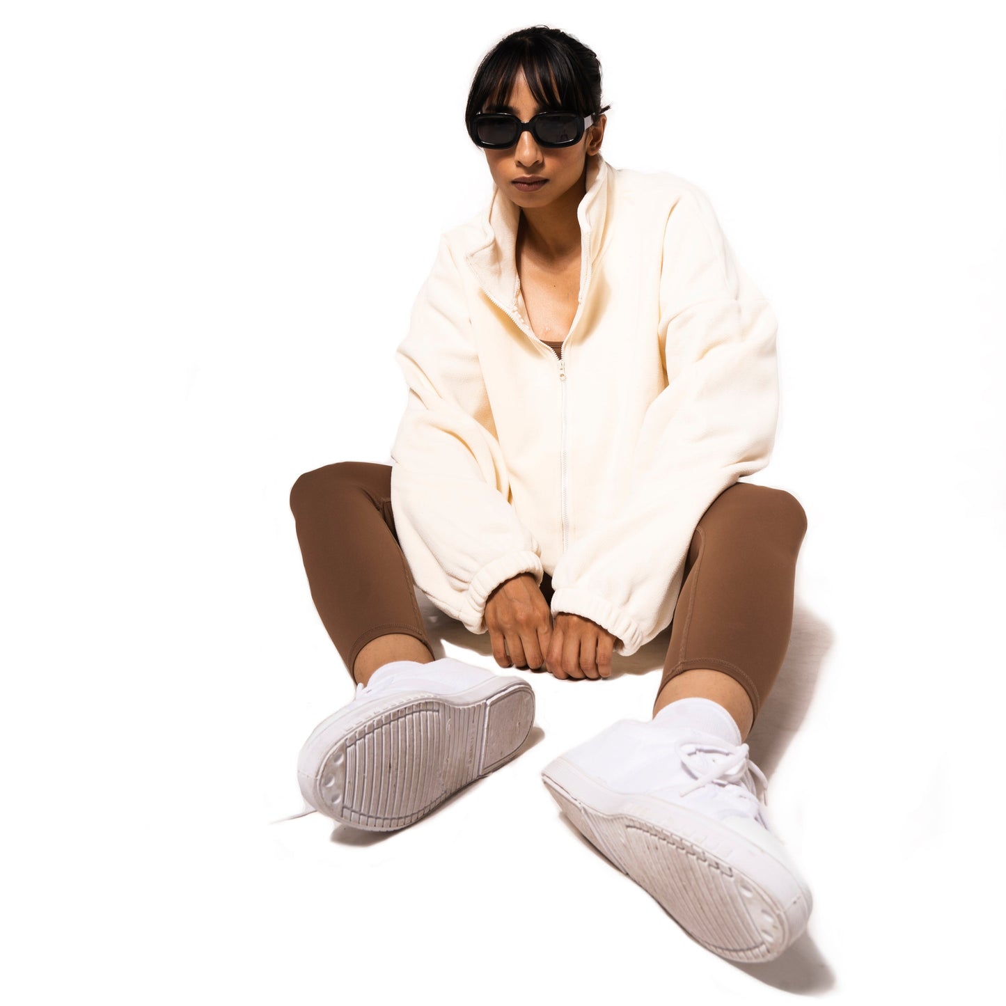 NECKLINE ZIP PULLOVER FLEECE SWEATSHIRT IN OFF WHITE