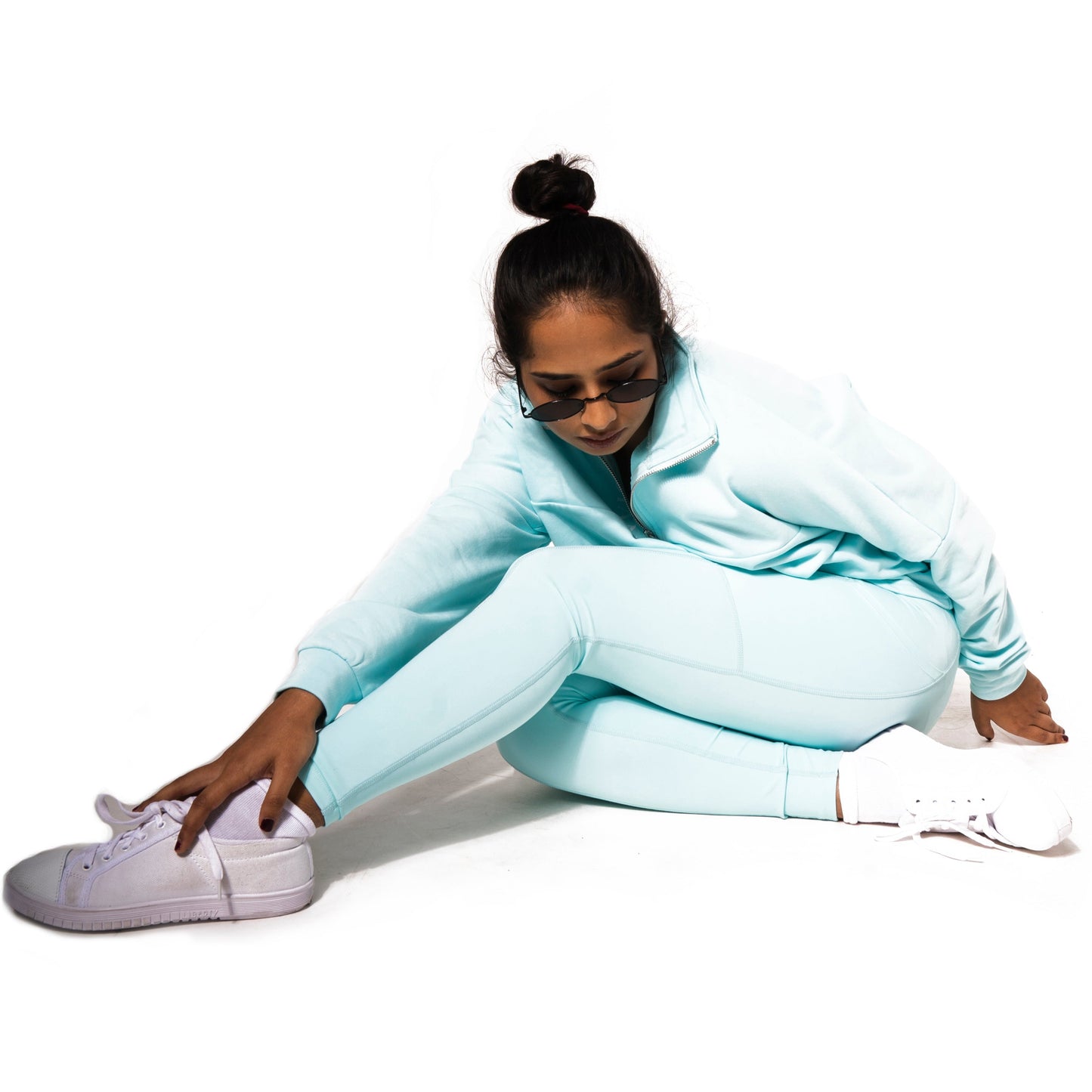BLOCK SWEAT SHIRT IN SKY BLUE