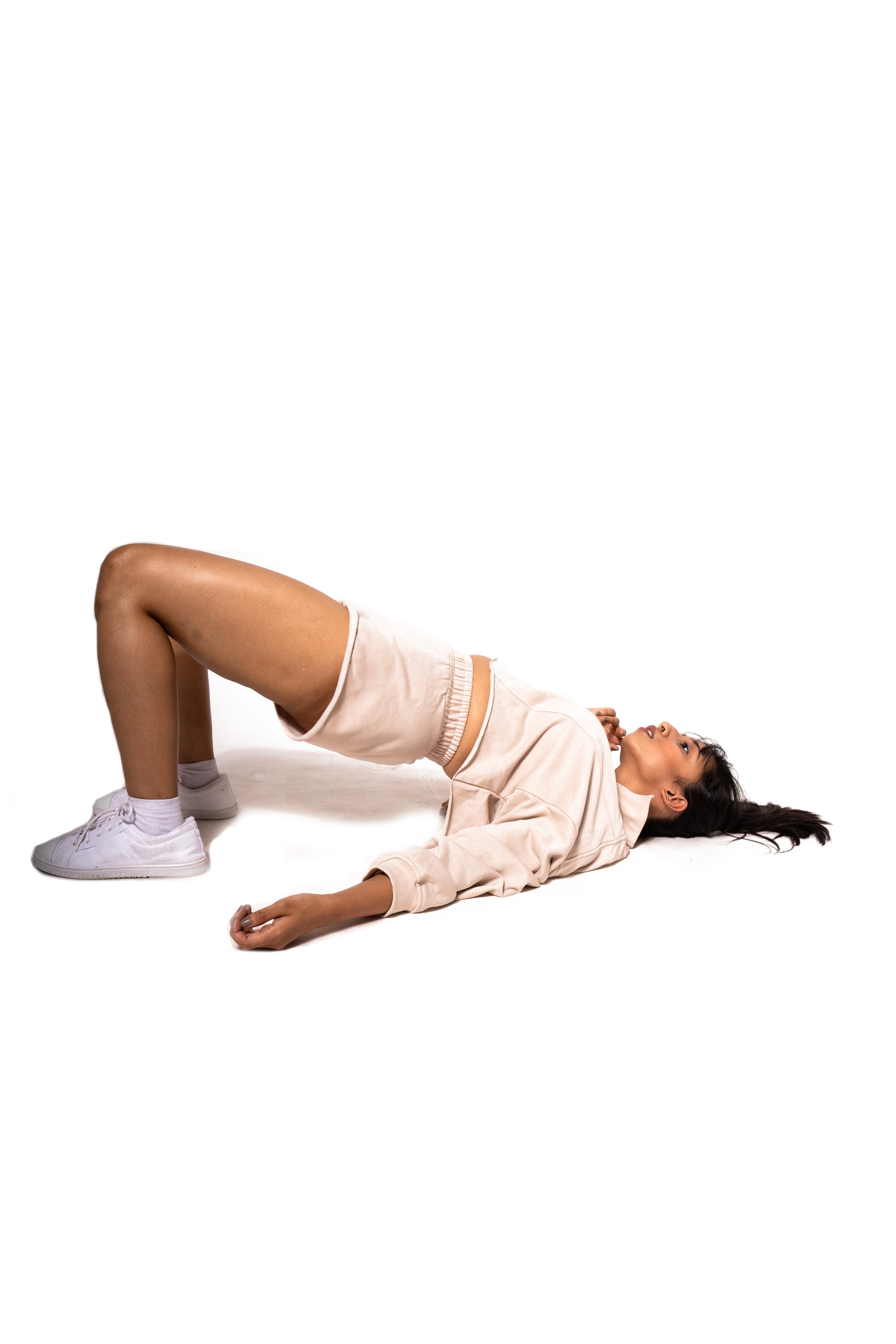 TWO PIECE ACTIVE WAIST LINE LOUNGE WEAR WITH SHORTS IN BEIGE