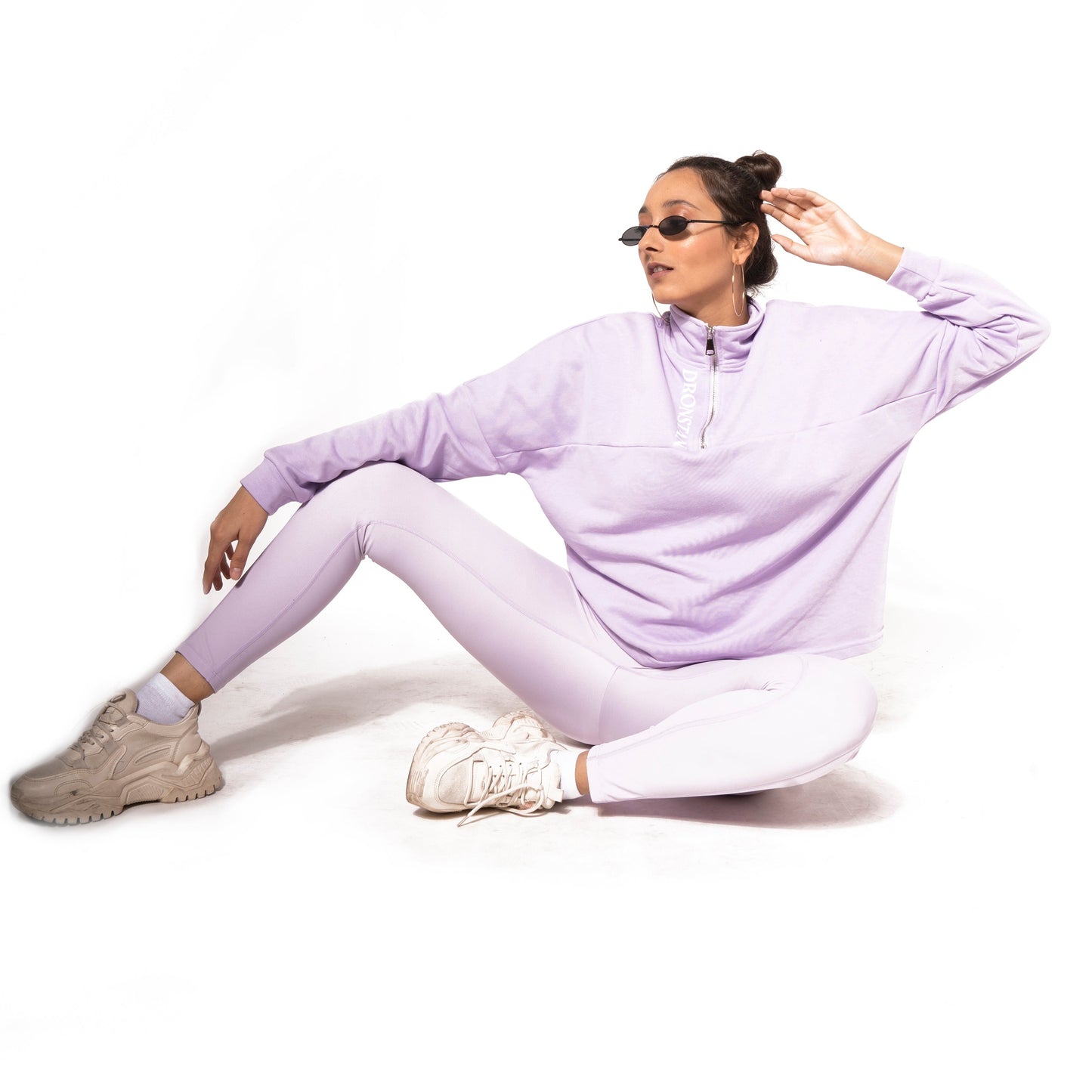 BLOCK SWEAT SHIRT IN LAVENDER