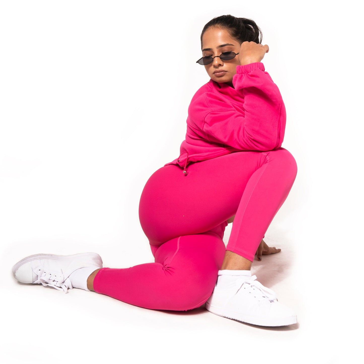 SOFT SKIN SUPER STRETCH PERFORMANCE TIGHTS
IN PINK