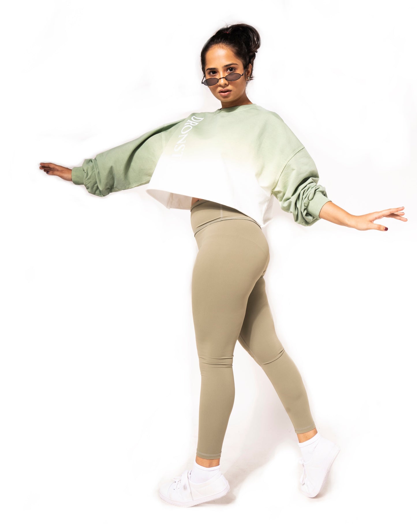 OMBRE SWEAT SHIRT IN GREEN WHITE