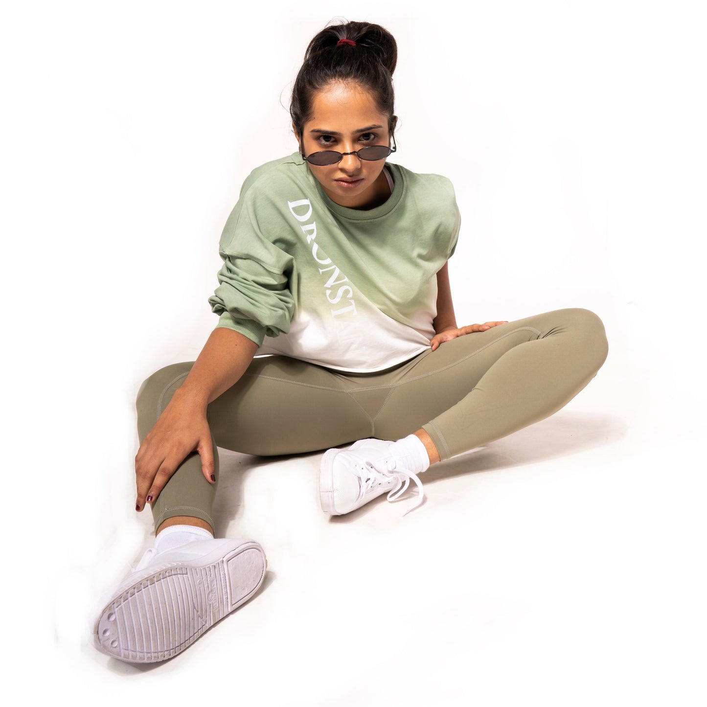 SOFT SKIN SUPER STRETCH PERFORMANCE TIGHTS IN GREEN
