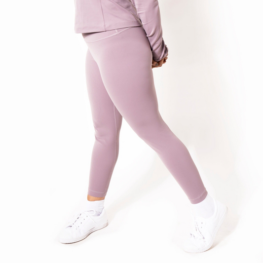 SOFT SKIN SUPER STRETCH PERFORMANCE TIGHTS IN PURPLE