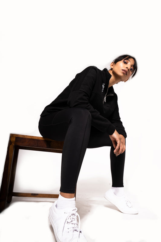 BLOCK SWEAT SHIRT IN BLACK